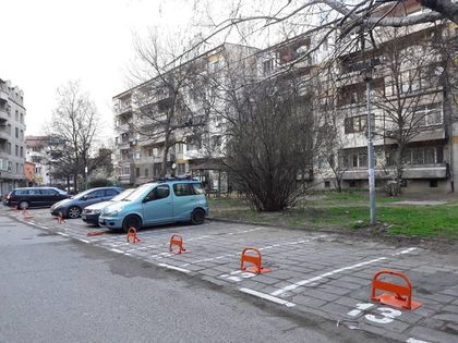 Пловдив: Продължава изграждането и обособяването на нови паркоместа в район „Северен”