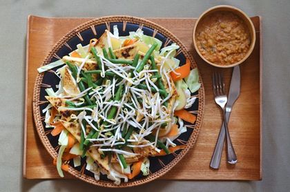 Индонезийската кухня разчита на лютото и кокоса