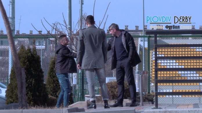 ЕКСКЛУЗИВНO ВИДЕО: Дългоочакван футболист пристигна в Ботев за да стане третото ново попълнение на канарчетата