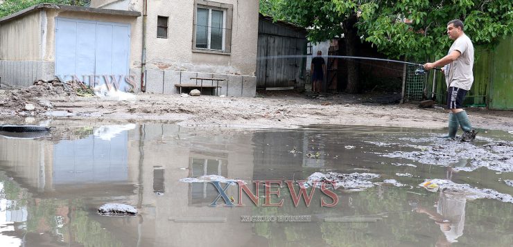 Стотици поражения след бурята в Хасково (ВИДЕО)