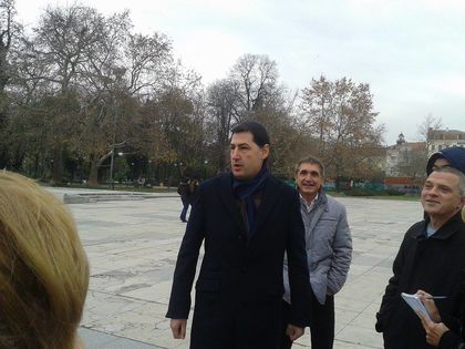 Грабвайте кънките! Кметът Тотев отказа (снимки)