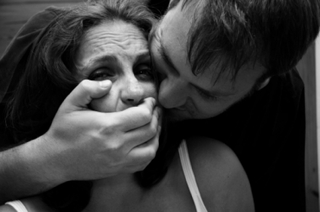 Психотерапевт: Всяка четвърта жена - жертва на сексуално насилие
