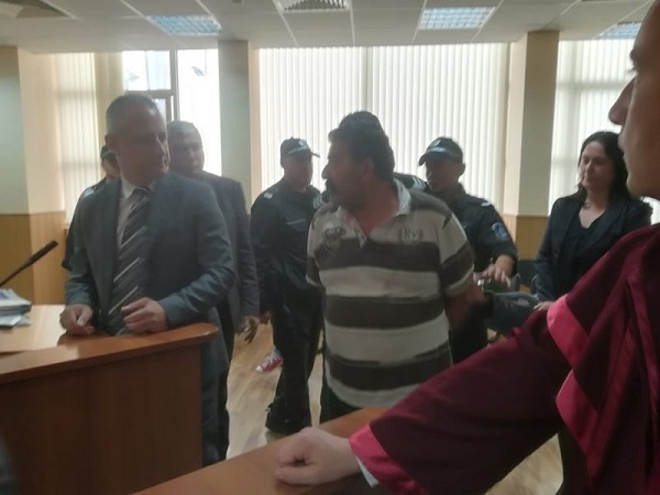 Пловдив: Окръжният съд остави в ареста 60-годишния Димитракис Пирилис, който прегази с пикапа си циганин, влязъл да краде в нивата му край село Болярино