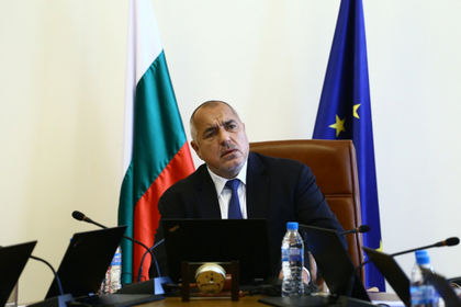 Борисов огласи коледните надбавки за пенсионерите и обяви какви гадости правят подсъдимите олигарси
