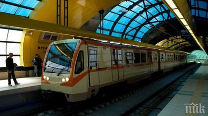 ИЗВЪНРЕДНО! Метрото в столицата спря