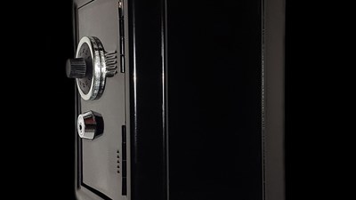 Задигнаха сейф с 14 000 лева от жилище в Свищов