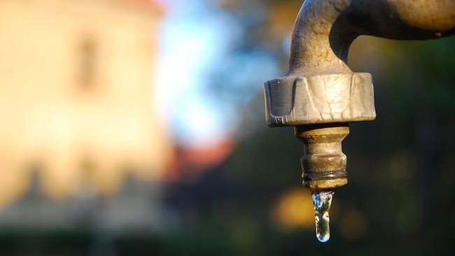 2 улици в Пловдив и 7 села в региона са без вода заради аварии