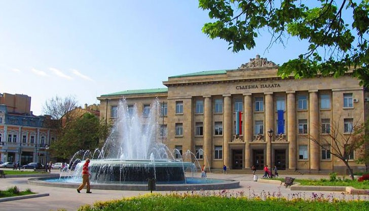 Осъдиха румънски гражданин за даване на подкуп на полицай