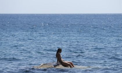 Скачат цените на стоки и услуги в Гърция от днес