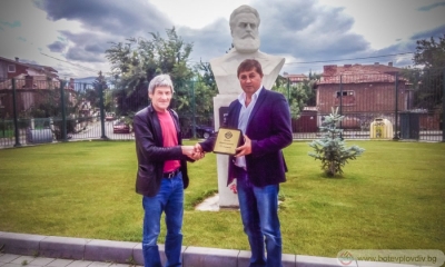 Ботев с подарък за рожденика Чико!