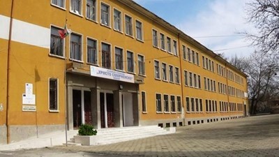 Тормозеното от съученици момиче се премести в друго ямболско училище