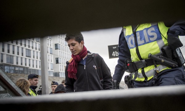 Дания провокира бежанците: Ще ядете свинско!