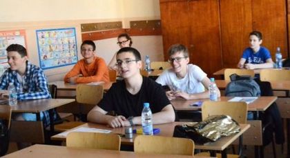 Обискираха 5 апартамента в Пловдив заради матурите!