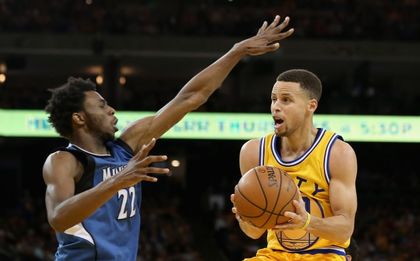 Голдън Стейт пропиля 17 точки за шокираща загуба у дома