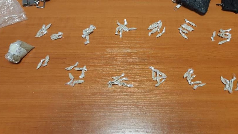 Арестуваха дилърка на хероин в Столипиново