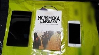 Апелативният спецсъд остави момчето от Пловдив, обвинено в тероризъм, да ходи на училище