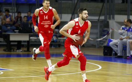 След драма в Израел Лукойл Академик е напред в Европа