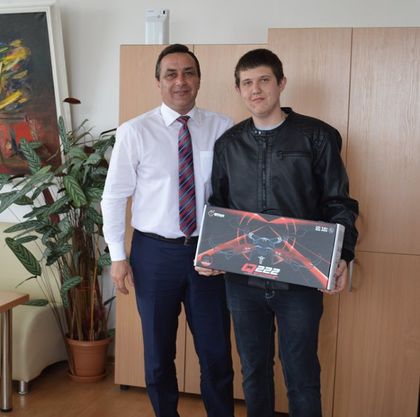 Пловдивски ученик грабна дрон от НАП