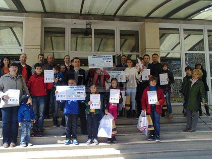 Шефът на КАТ Пловдив Николина Джамбова: Деца, не се разсейвайте на пътя (СНИМКИ)