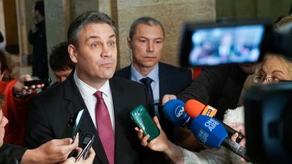 В парламента обсъждат предсрочно прекратяване мандата на шефа на КПКОНПИ