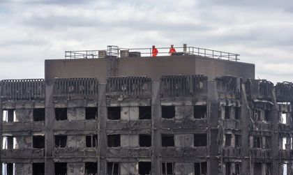 Официално от Лондон: Жертвите на пожара вече са 58