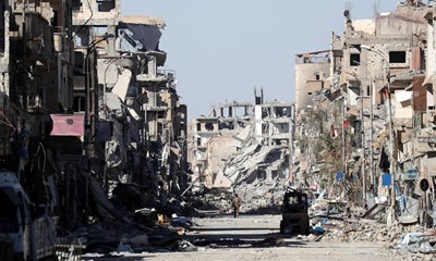Русия вини Запада, че с бомбен килим е заличил Ракка от лицето на света