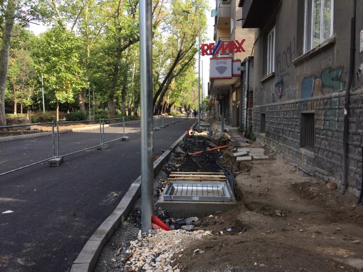 Пловдивчани ще трябва да изчакат още за "Руски" (СНИМКИ)