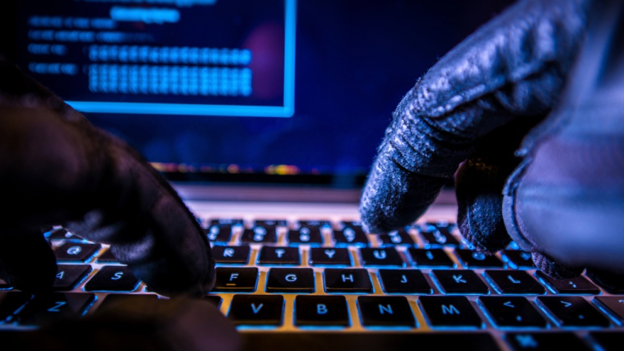Очаква се информация за хакерската атака върху базата данни на НАП