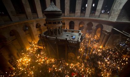 Благодатният огън слезе на Божи гроб