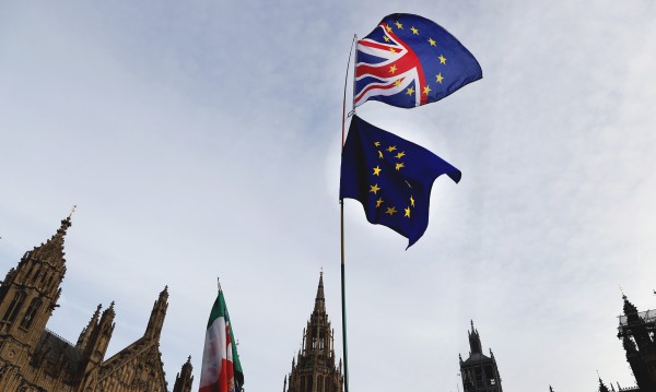 Мей се ядоса: Ако се отхвърли Brexit, ще има катастрофа!