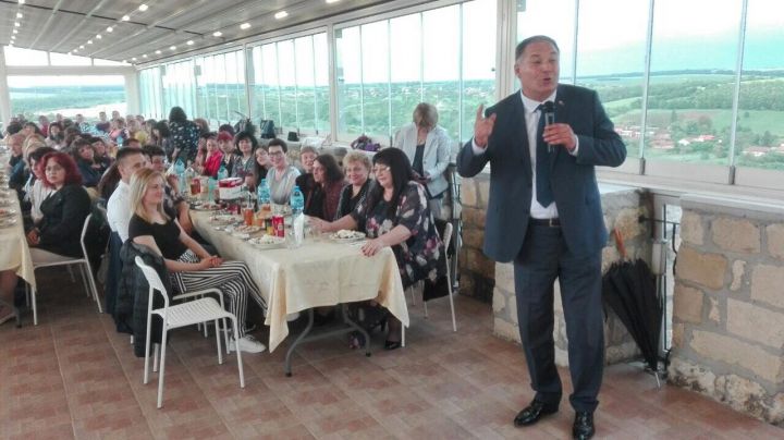 Проведе се първия празничен прием за учители от община Исперих