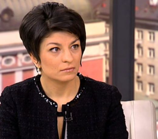 Десислава Атанасова за протестите: Неподходящо е сравнението с 2013-а година