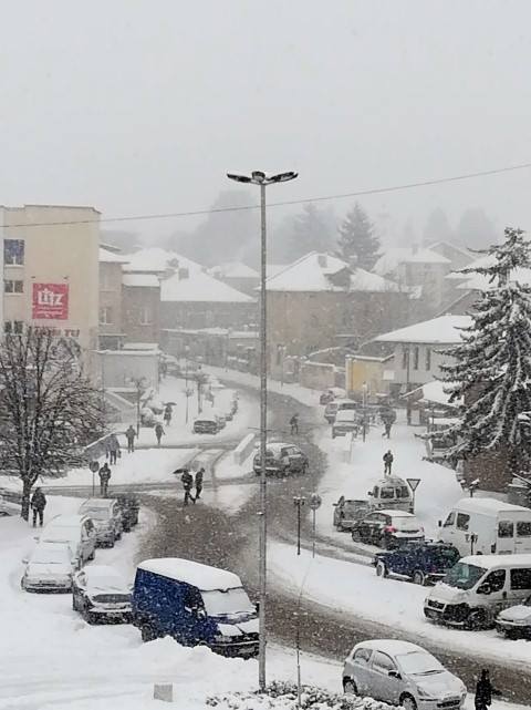 Към настоящия момент пътищата на територията на общината са проходими при зимни условия