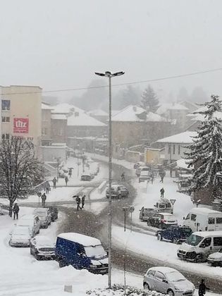 Към настоящия момент пътищата на територията на общината са проходими при зимни условия