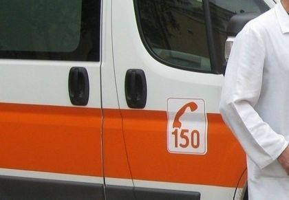 Ужас на пътя! Един загинал и четирима в болница след катастрофа край Пловдив
