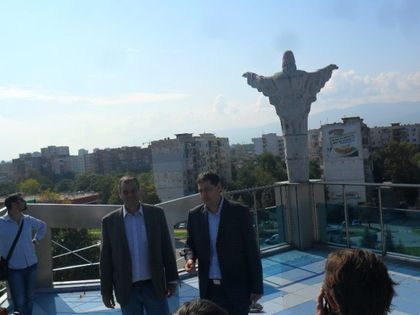 Съмнения: Всички бягат от Исус на Ванко 1