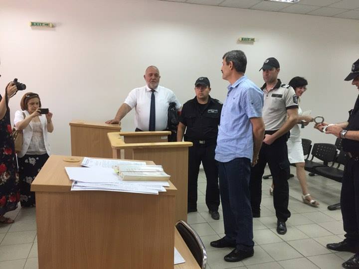 Адвокатът на военния, който стреля в Тракия: Стрелял е, за да спаси своя живот и този на съпругата си (СНИМКИ/ ВИДЕО)