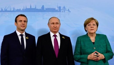 Путин, Меркел и Макрон обсъдиха по телефона конфликта в Източна Украйна