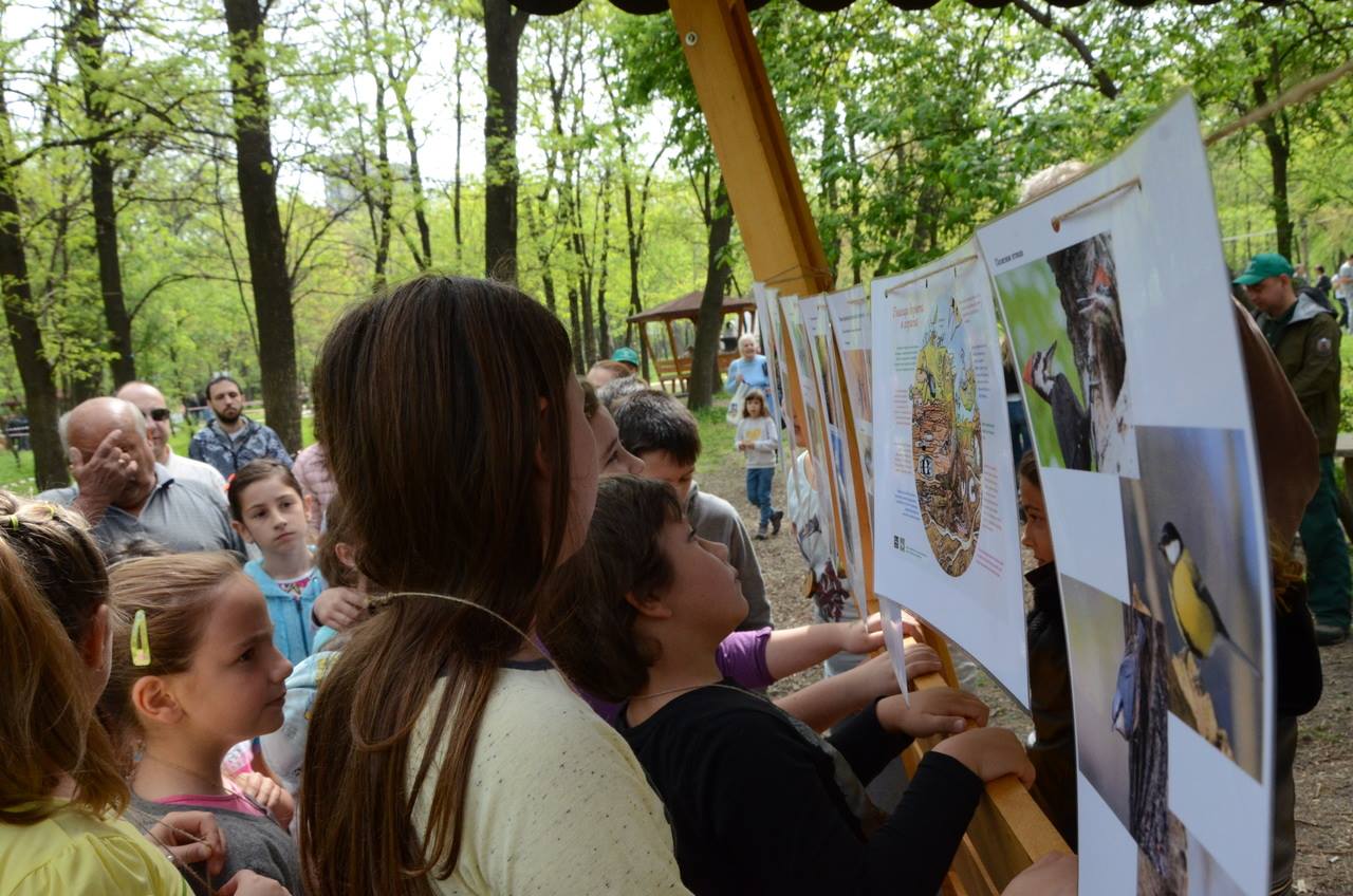 Деца се запознаха с лесовъдската професия на горски празник в „Лаута”