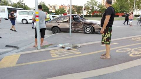 Пежо и Опел се помляха в Тракия (СНИМКИ)