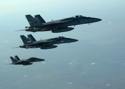 РИА Новости: Американски изтребител се сблъска със самолет С-130 край бреговете на Япония