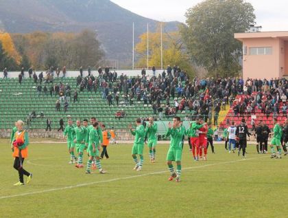 Радост в "Ботев" (Враца), раздават пари