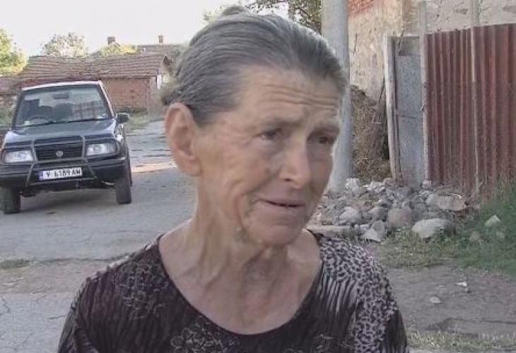 Линейка хвърчи към Шарково да спасява баба Дора