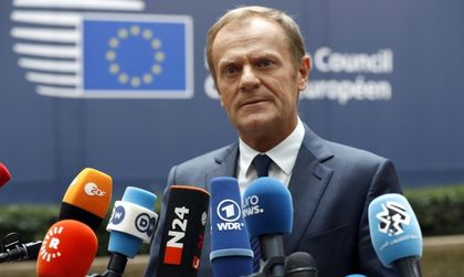 Туск: Европейските елити губят връзка с реалността