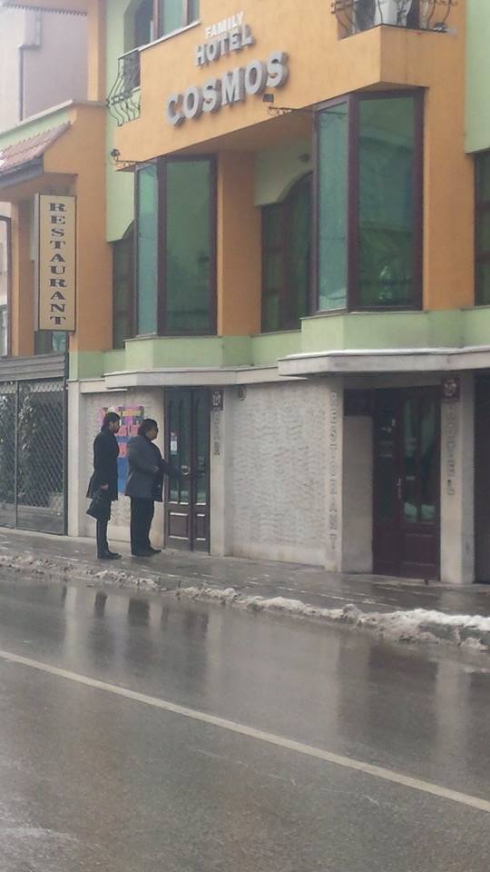 ДПС завера тайно заседава в кръчма в Асеновград