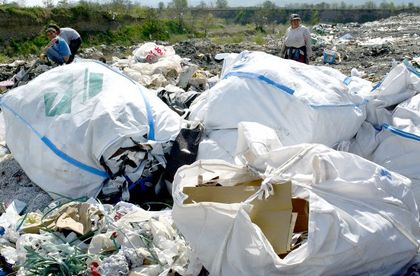 До 20 000 лв. глоба за оператора на сметището в Първенец