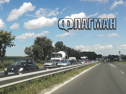 Катастрофа затапи входа на Бургас откъм магистралата, опашката е километрична (СНИМКИ)