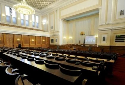 Важен ден! Депутатите решават за мажоритарния вот