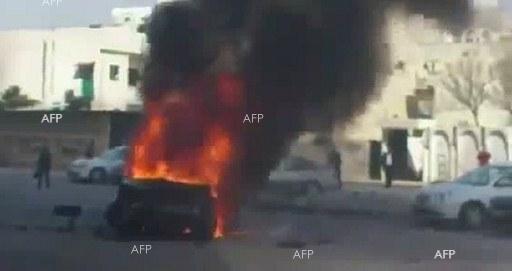 Sky News: Предполагаема кола бомба избухна пред съда в Дери