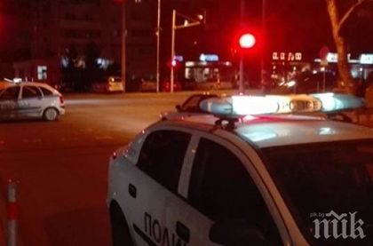 Два автобуса се блъснаха в Студентски град заради буйстващ пътник (СНИМКА)